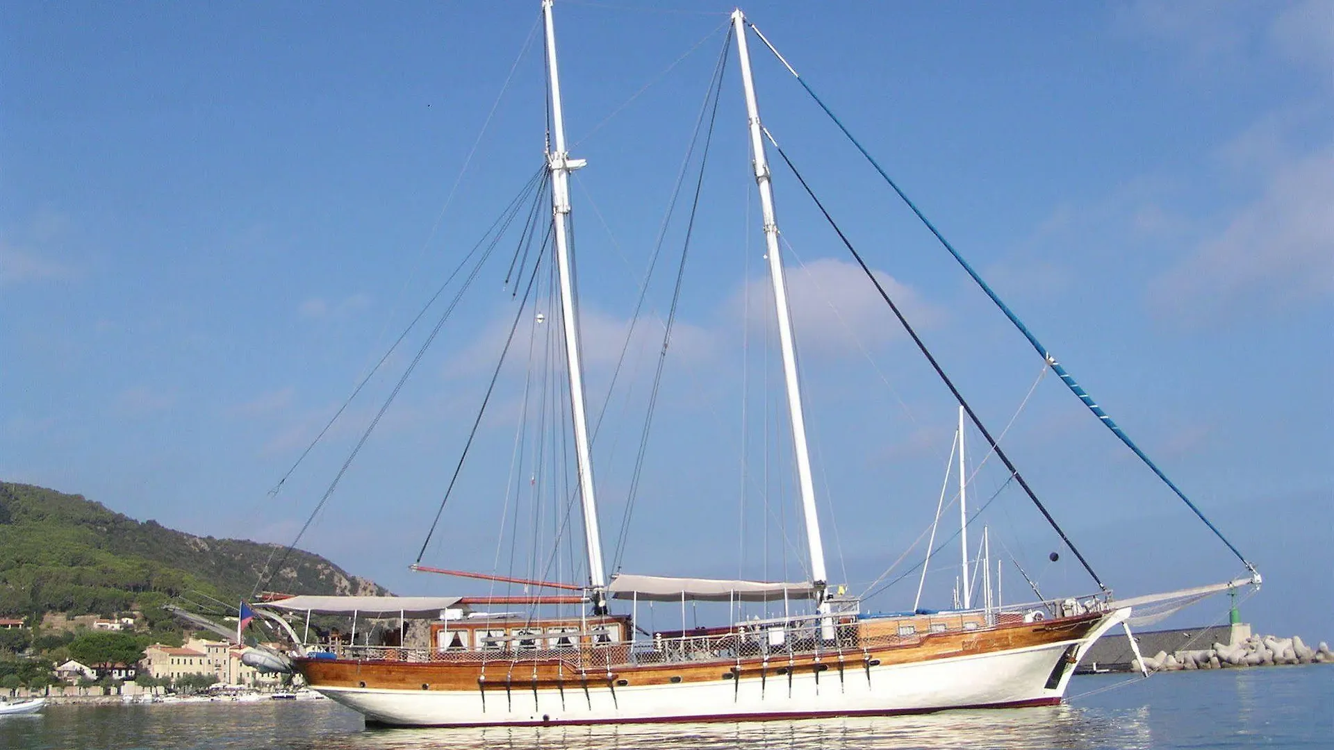 Botel Boat And Breakfast Hotel Palermo Italia