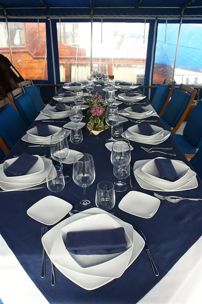 Boat And Breakfast Hotel Palermo
